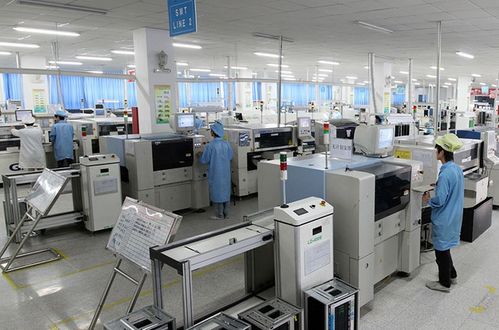 電子廠里的SMT車間 個人護理電器生產的精密心臟